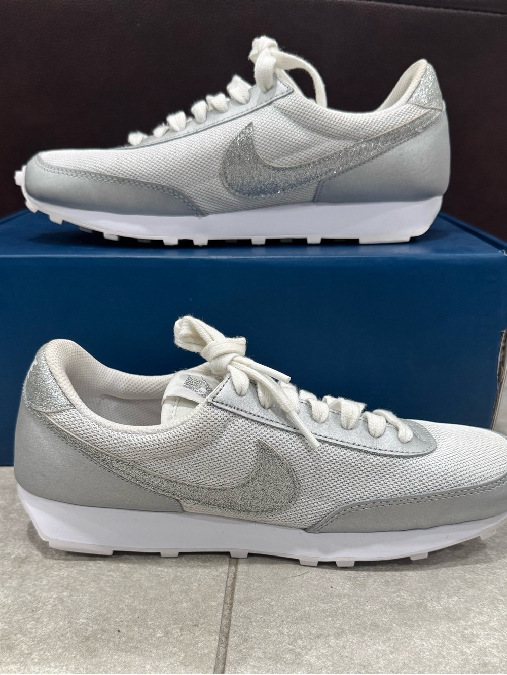 Size 7.5-Nike Women's Daybreak Metallic Silver DH4263-100
